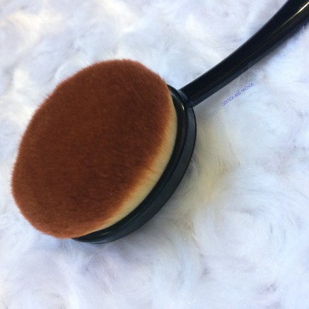 boxycharm crown brush detail copy