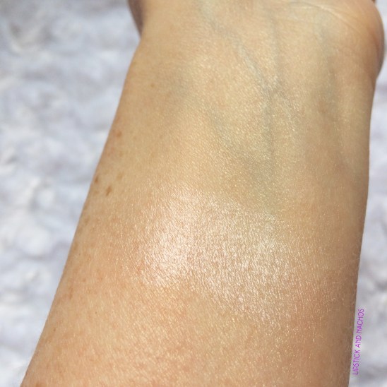 lipstickandnachos nyx dose of dew swatch