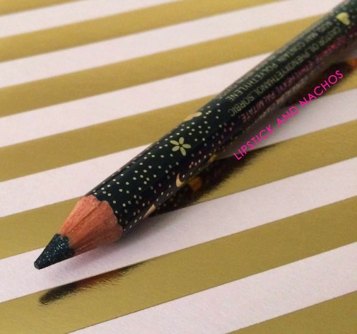 Boxycharm Goal Digger Jonteblu Glitter Star Eyeliner 2 Lipstick and Nachos